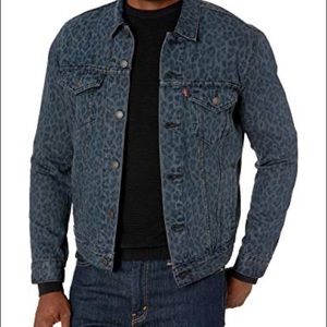 Levi’s Mens Cheetah/Leopard Print Denim Jacket